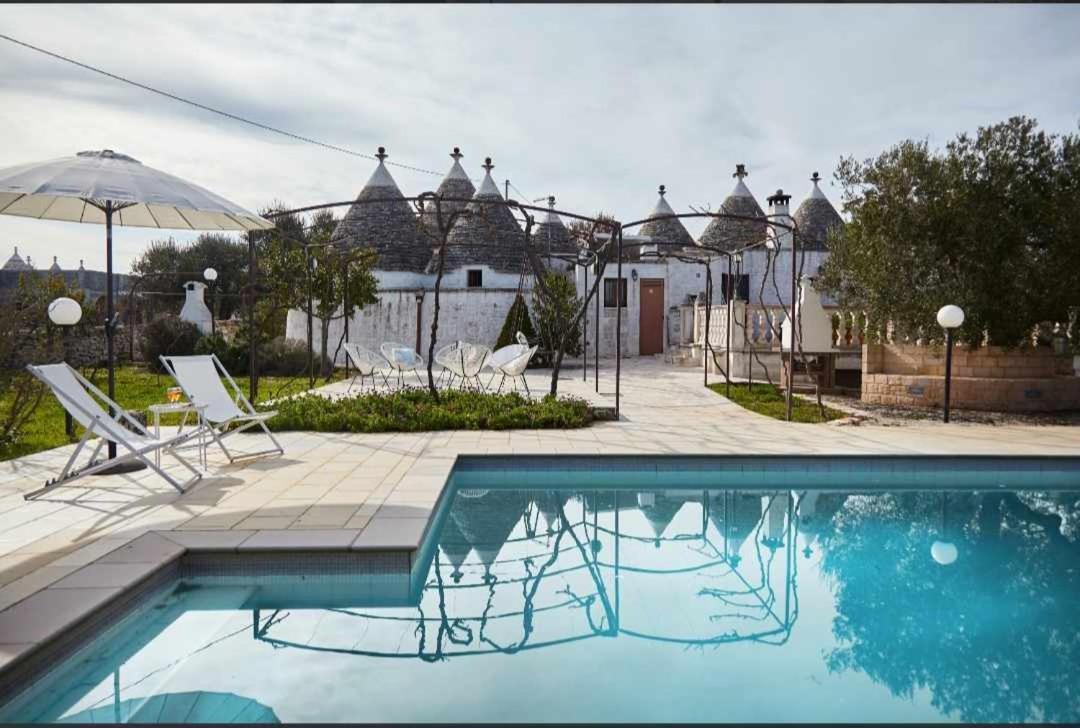 Trulli Azzalema With Exclusive Pool Villa Brindisi Ngoại thất bức ảnh