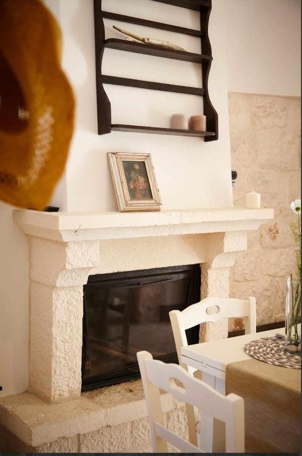 Trulli Azzalema With Exclusive Pool Villa Brindisi Ngoại thất bức ảnh